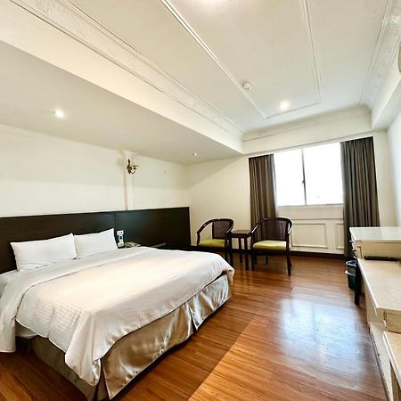 Taitung Bali Suites Hotel Екстериор снимка