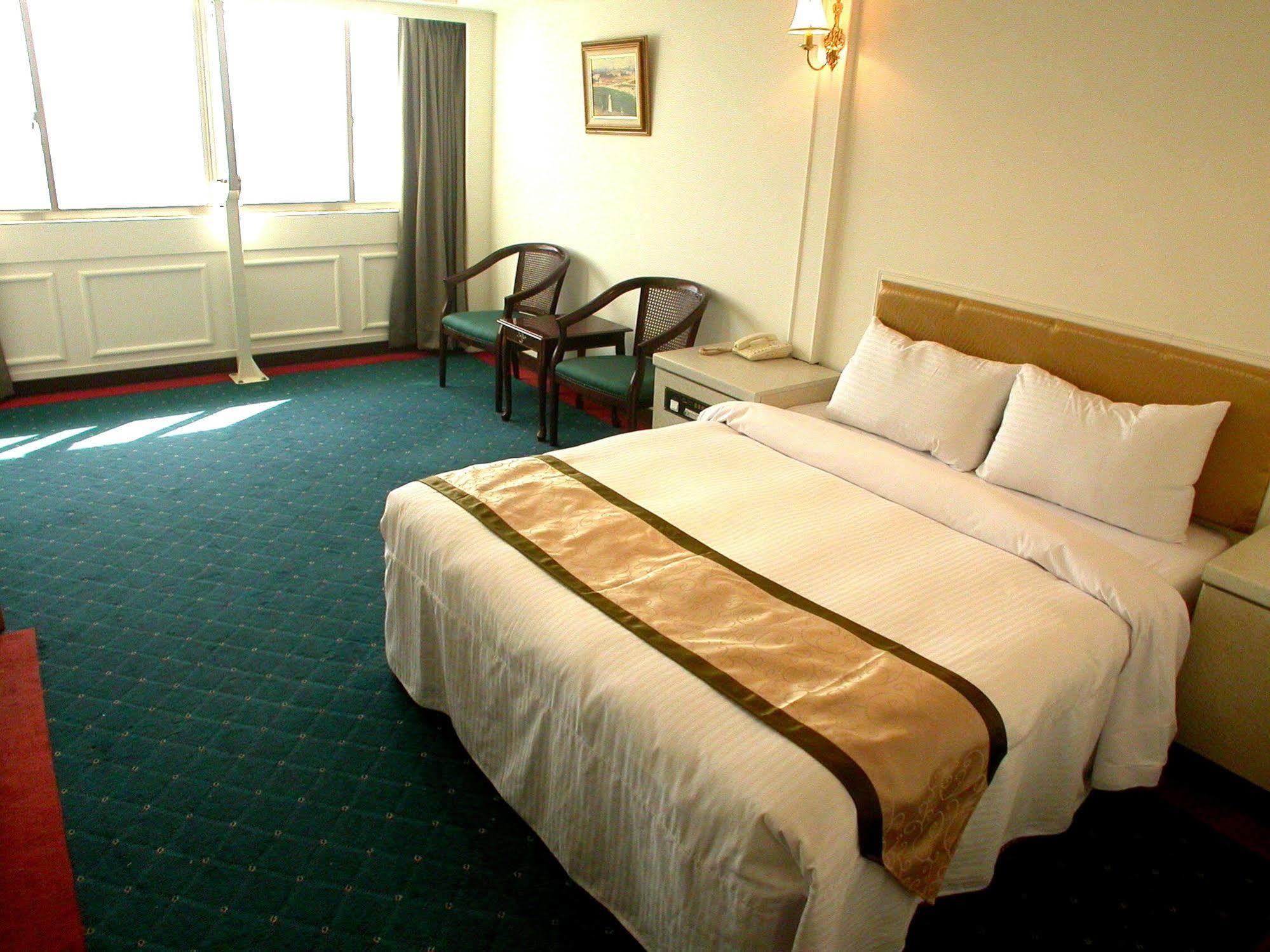 Taitung Bali Suites Hotel Екстериор снимка